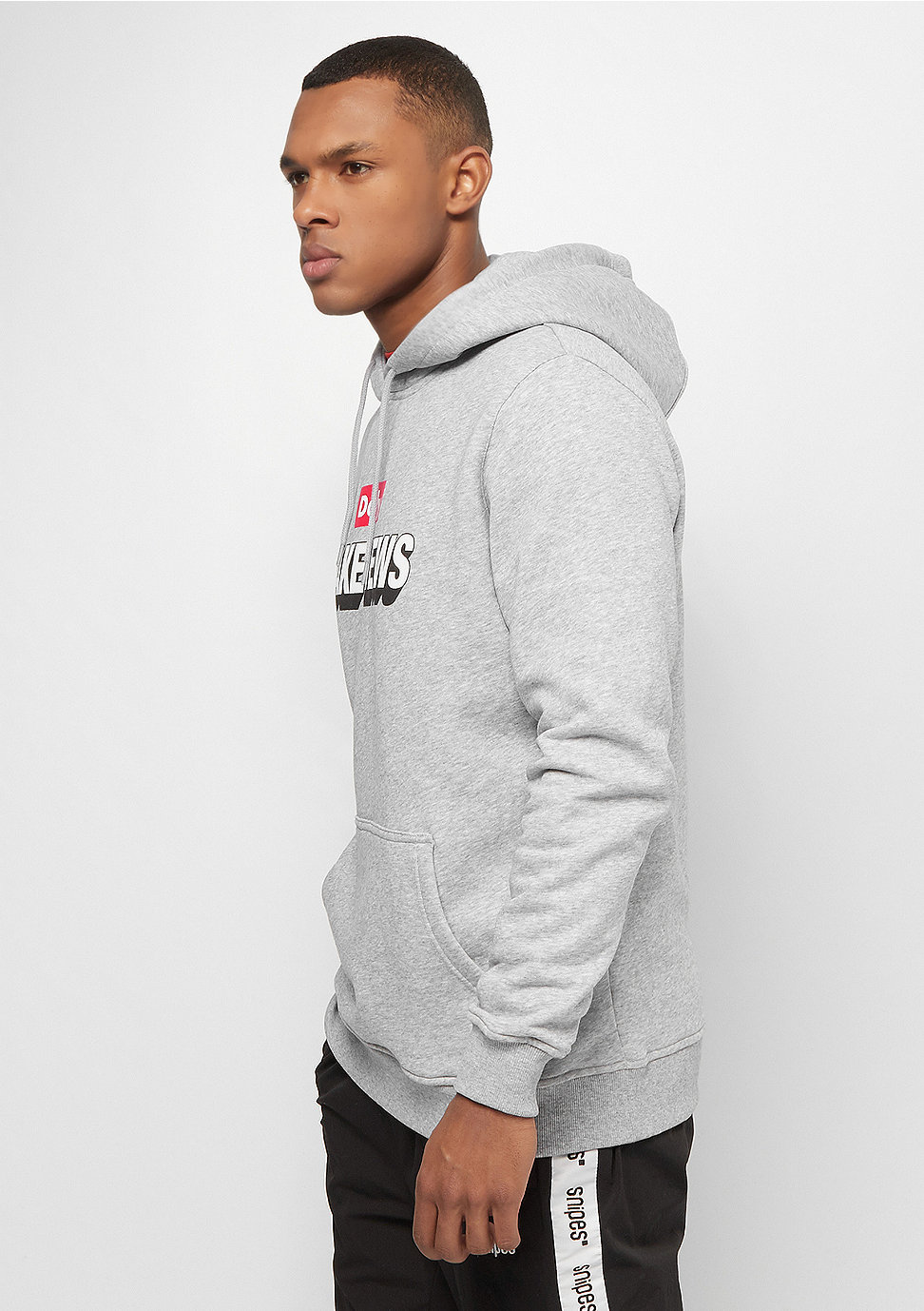 Mister Tee Fake News Hoodie grey bei SNIPES bestellen Mister Tee Push Me white Hoodies bei SNIPES bestellen